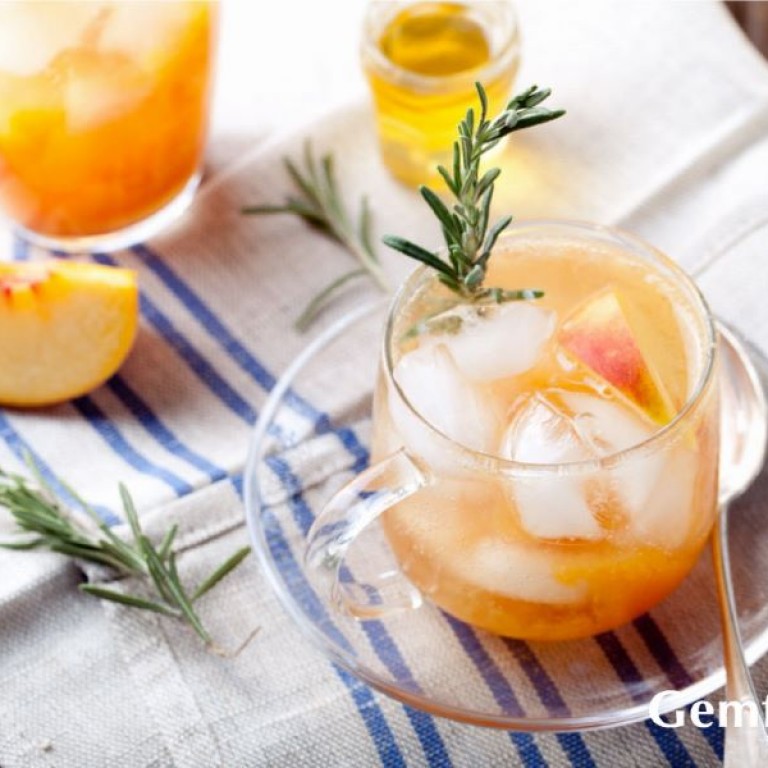 Sparkling Peach Sunrise Mocktail